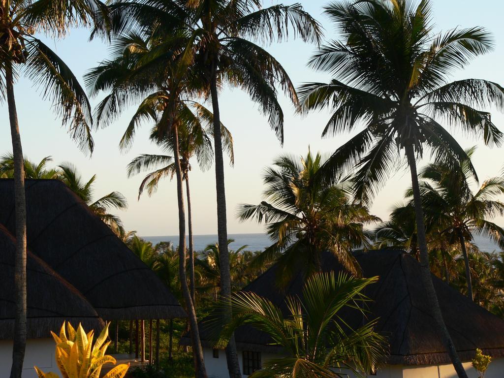 Blue Moon Beach Holiday Resort Иньямбане Номер фото